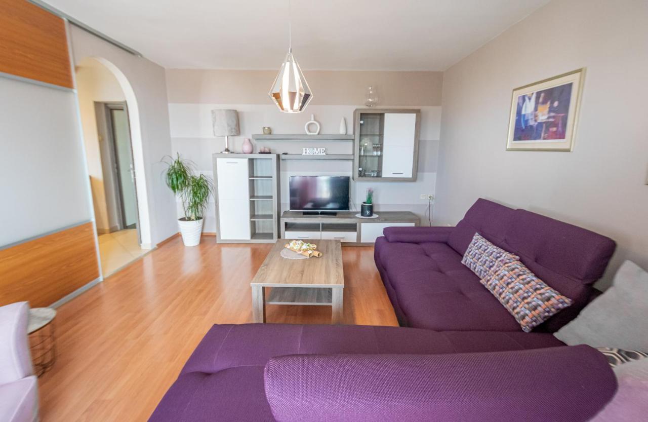 Two-Bedroom Apartment In Crikvenica Xcvii Bagian luar foto