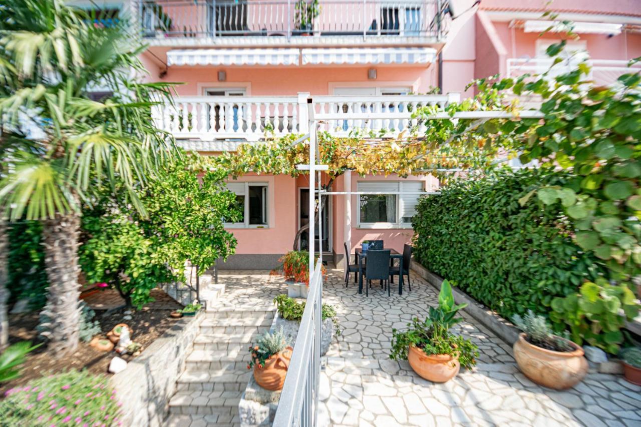 Two-Bedroom Apartment In Crikvenica Xcvii Bagian luar foto